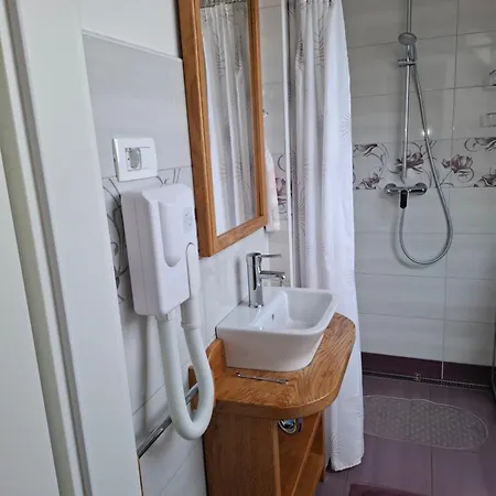 Apartmaji Magda *