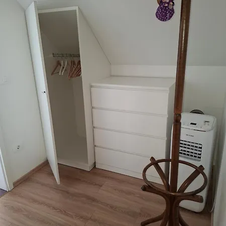 Apartmaji Magda *
